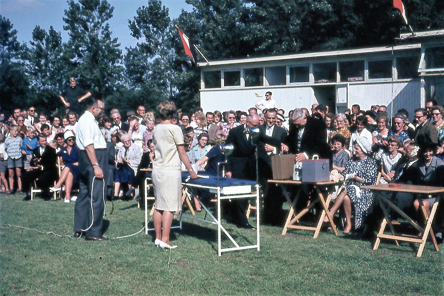 1 1-9-1962 jubileum 25 jaar huisarts Kethel DHS veld (7)